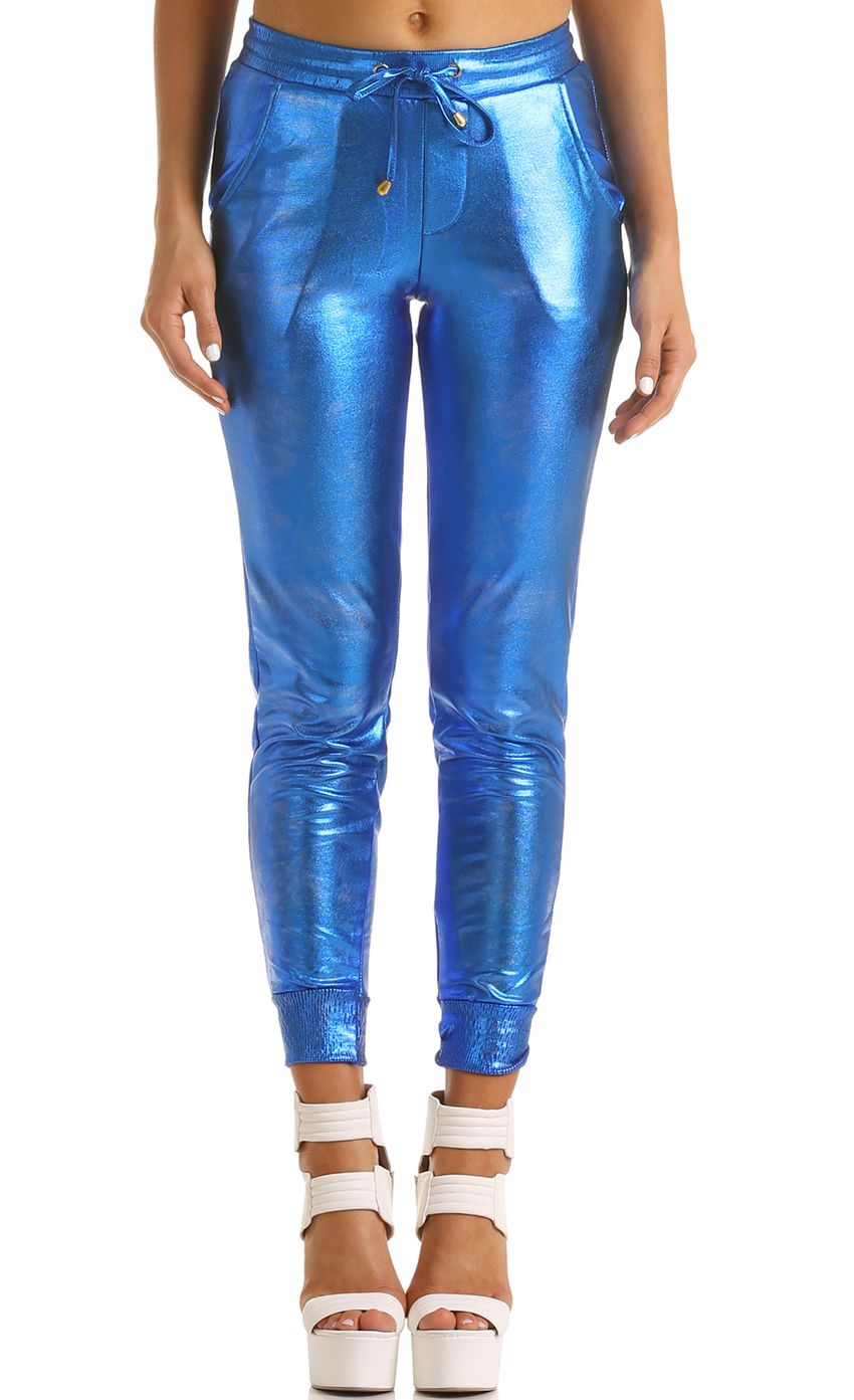 Picture FORCE FIELD PANT. Source: https://media-img.lucyinthesky.com/data/Oct13_2/850xAUTO/0Y5A0391.JPG