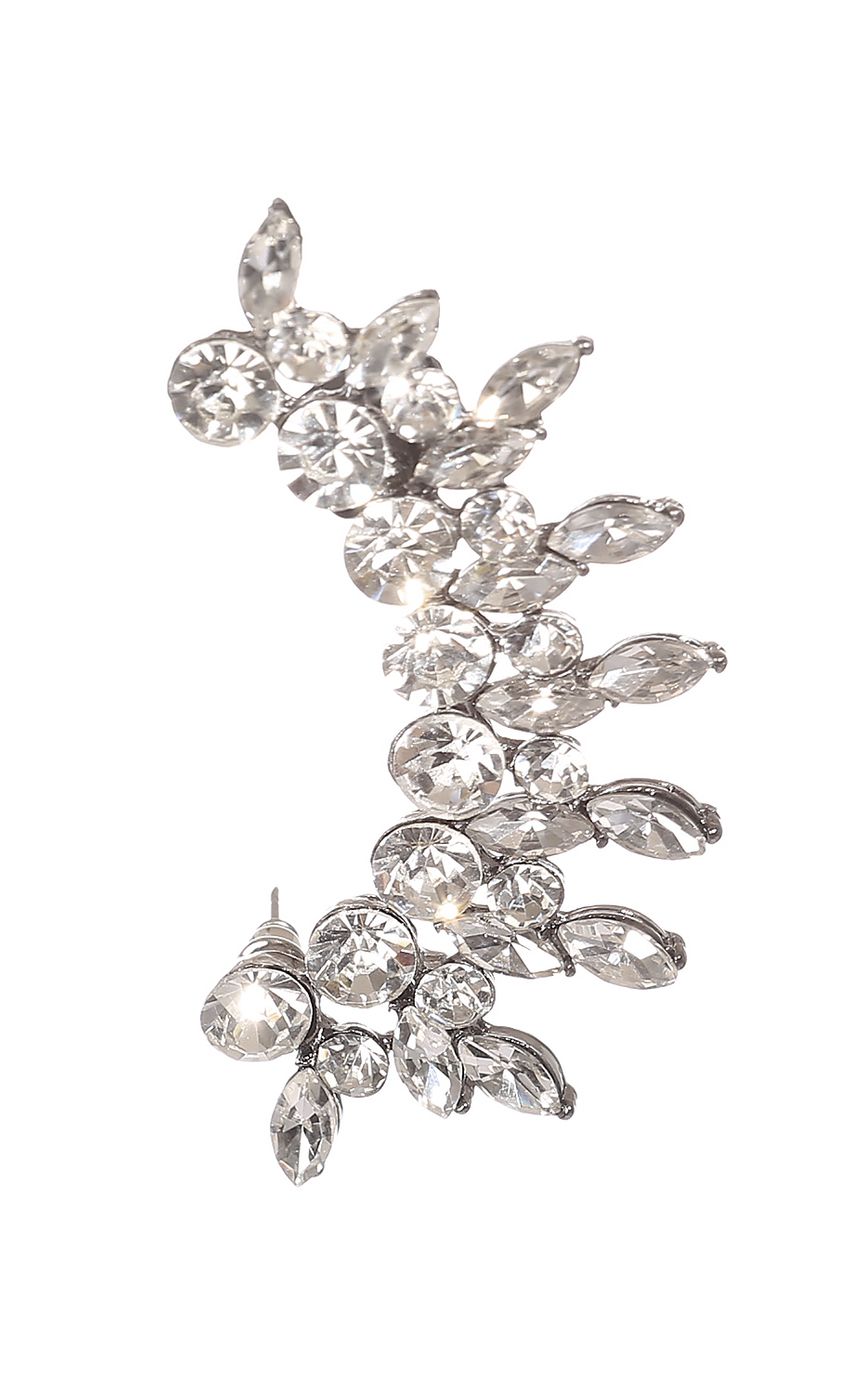 Picture BE JEWELLED EAR CUFF. Source: https://media-img.lucyinthesky.com/data/Oct14_2/850xAUTO/0Y5A6557.JPG