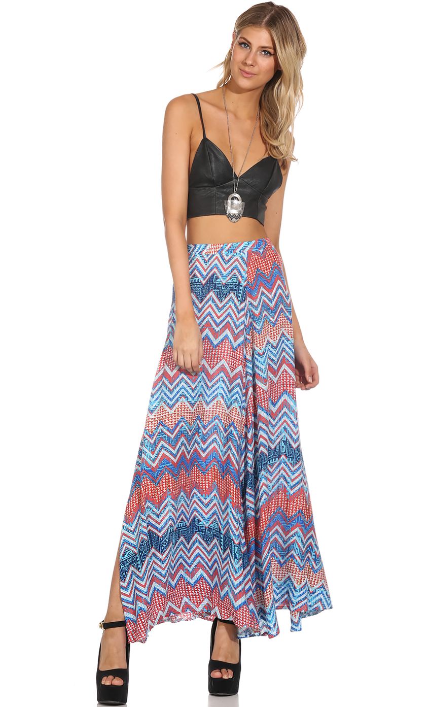 Picture WORK IT OUT SKIRT. Source: https://media-img.lucyinthesky.com/data/Oct14_2/850xAUTO/0Y5A9450.JPG
