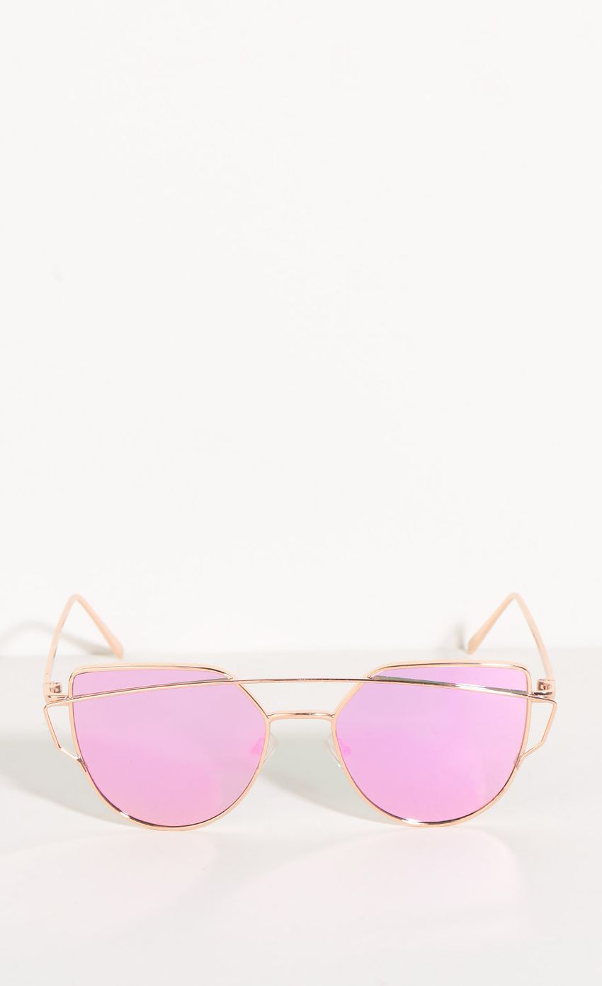 Picture Wired Cat-Eye Sunglasses In Pink. Source: https://media-img.lucyinthesky.com/data/Oct16_2/850xAUTO/0Y5A2648.JPG