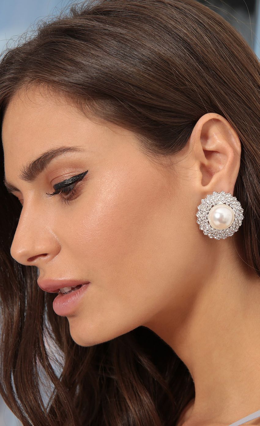 Picture Pearl Studded Clip Earrings. Source: https://media-img.lucyinthesky.com/data/Oct17_2/850xAUTO/0Y5A1917SS.JPG
