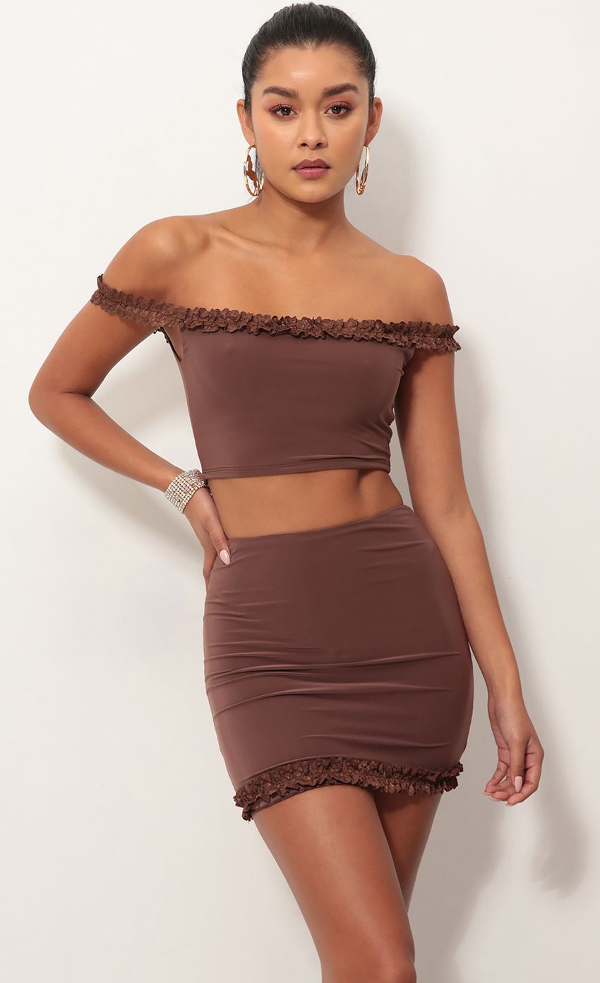 Picture Bethany Ruffle Lace Set In Cocoa. Source: https://media-img.lucyinthesky.com/data/Oct18_1/850xAUTO/0Y5A1479.JPG