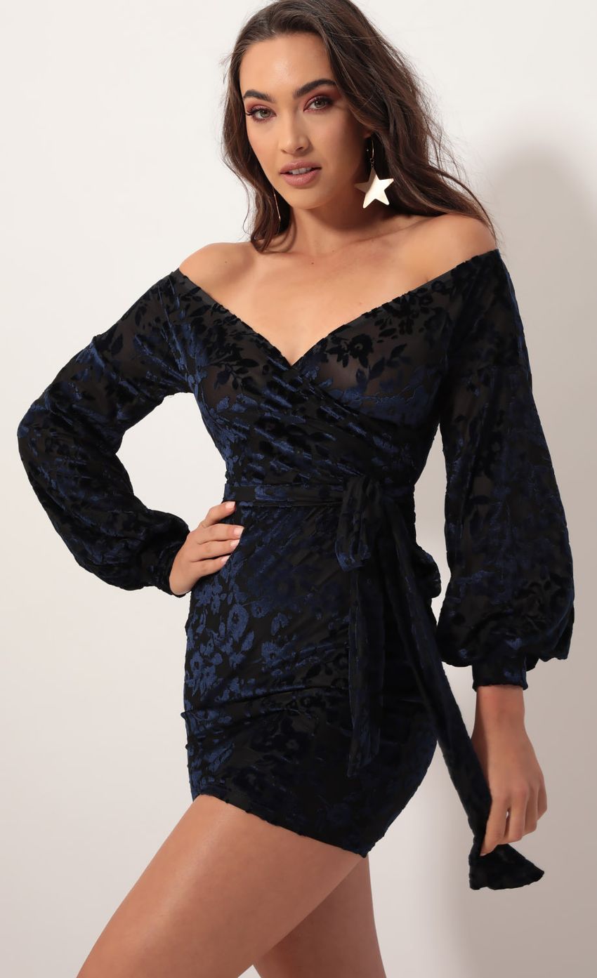 Picture Adela Off Shoulder Velvet Dress in Navy. Source: https://media-img.lucyinthesky.com/data/Oct19_2/850xAUTO/781A0108.JPG