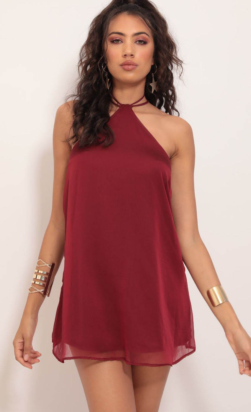 Picture Maya Halter Chiffon Dress in Deep Red. Source: https://media-img.lucyinthesky.com/data/Oct19_2/850xAUTO/781A9271.JPG