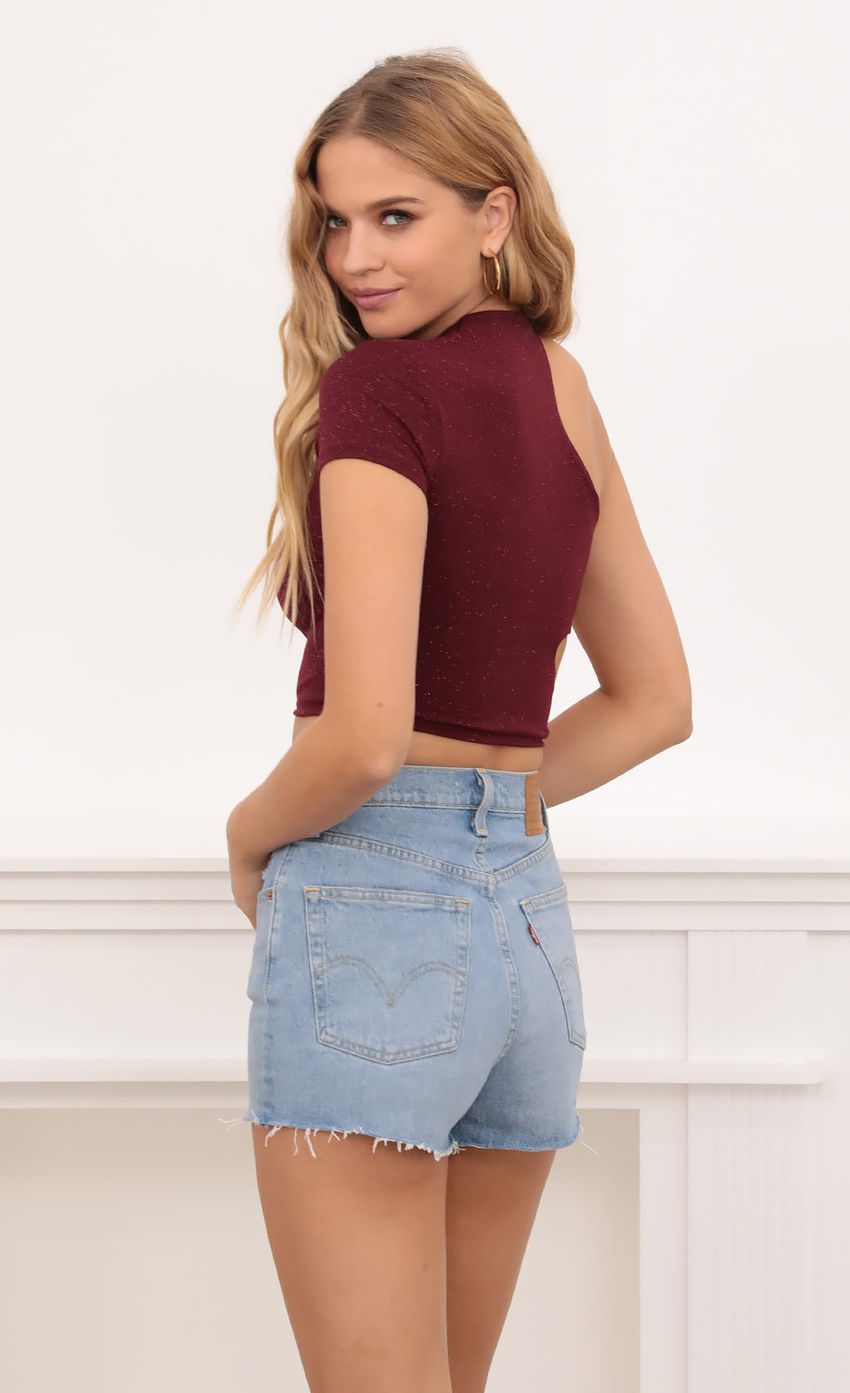 Picture Tied Down Crop Top in Burgundy Shimmer. Source: https://media-img.lucyinthesky.com/data/Oct20_1/850xAUTO/1V9A3141.JPG