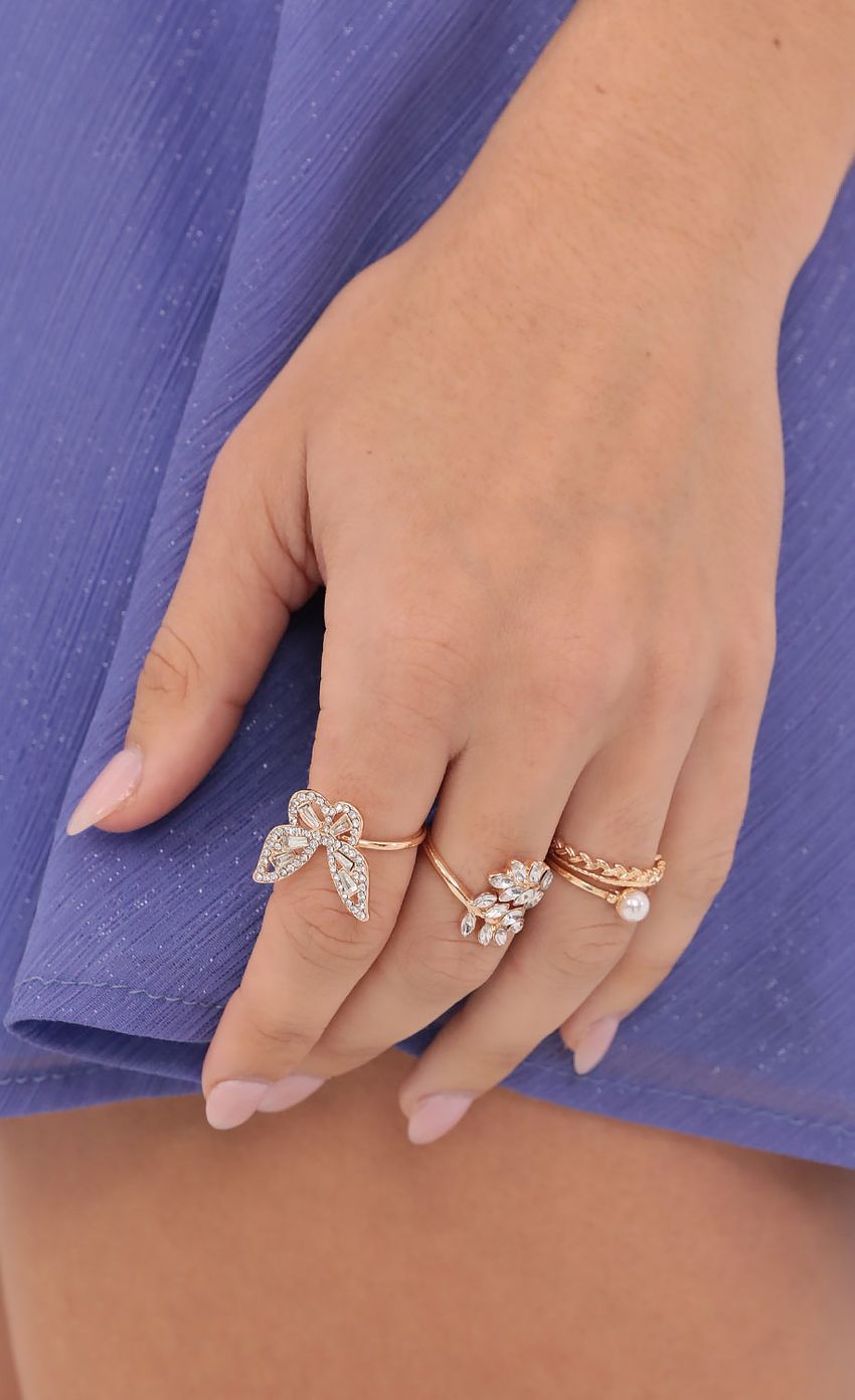Picture Butterfly Crush Ring Set in Gold. Source: https://media-img.lucyinthesky.com/data/Oct21_1/850xAUTO/1V9A1874.JPG