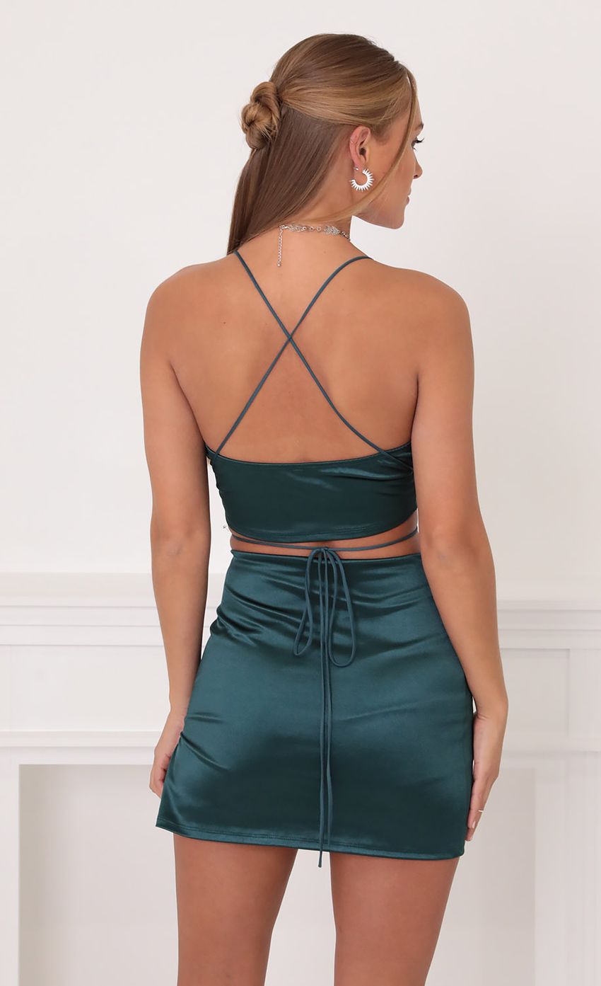 Picture Satin Luxe Set in Emerald Green. Source: https://media-img.lucyinthesky.com/data/Oct21_2/850xAUTO/1V9A1288.JPG