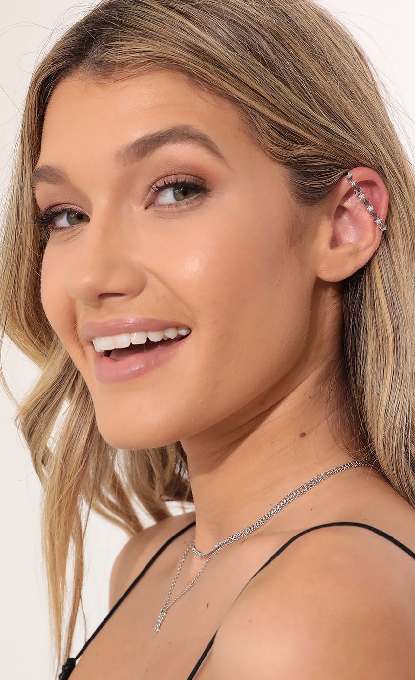 Picture Starlight Earring Cuff in Silver. Source: https://media-img.lucyinthesky.com/data/Oct21_2/850xAUTO/1V9A6470.JPG