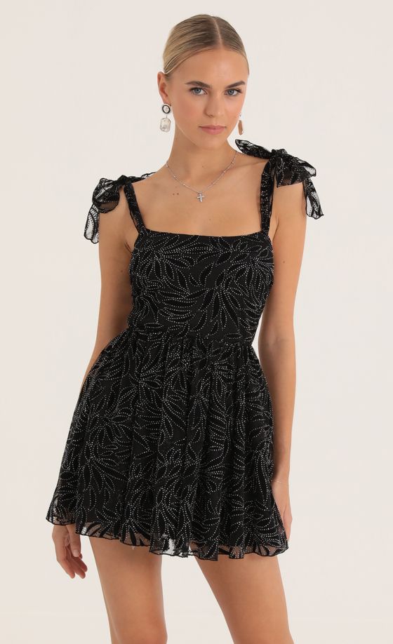 Jacqueline Glitter Mesh Print Dress in Black