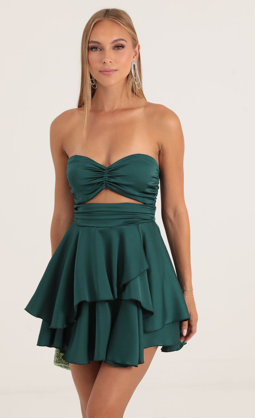 Picture Off The Shoulder Dress in Green. Source: https://media-img.lucyinthesky.com/data/Oct22/850xAUTO/204d5e0a-c7b1-4d87-9cc9-9232e2e1d086.jpg