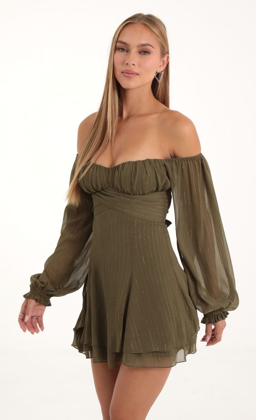 Picture Gold Striped Off The Shoulder Dress in Green. Source: https://media-img.lucyinthesky.com/data/Oct22/850xAUTO/cf4b3229-e1bb-4b23-a661-515b2c321d03.jpg