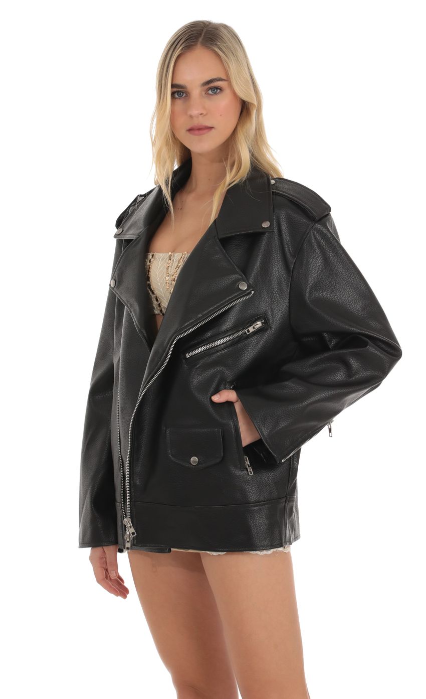 Picture Oversized Moto Jacket in Black. Source: https://media-img.lucyinthesky.com/data/Oct23/850xAUTO/0693d6ba-391c-474b-a6a5-3c3f52ad6961.jpg