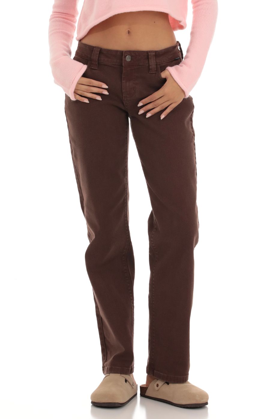 Picture Straight Leg Jeans in Brown. Source: https://media-img.lucyinthesky.com/data/Oct23/850xAUTO/15861ae2-1583-4a02-8b6d-36d4bdf6320a.jpg
