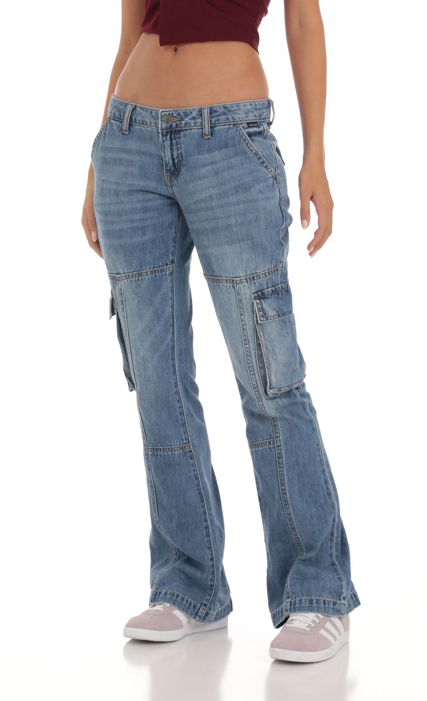 Picture Cargo Jeans in Denim. Source: https://media-img.lucyinthesky.com/data/Oct23/850xAUTO/621b2b26-4083-4ee4-8063-f43c80d21a8d.jpg