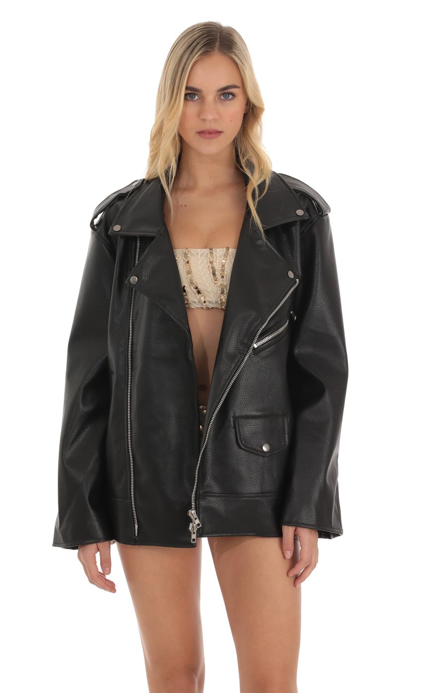 Picture Oversized Moto Jacket in Black. Source: https://media-img.lucyinthesky.com/data/Oct23/850xAUTO/6f23d940-07b1-44c6-be7d-f4f5e1ead9b9.jpg