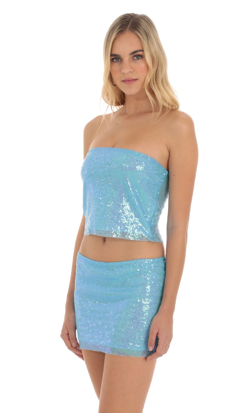 Picture Kapua Iridescent Sequin Strapless Two Piece Set in Aqua Blue. Source: https://media-img.lucyinthesky.com/data/Oct23/850xAUTO/e07a2ee3-eb29-4966-885c-40542bec8d1f.jpg