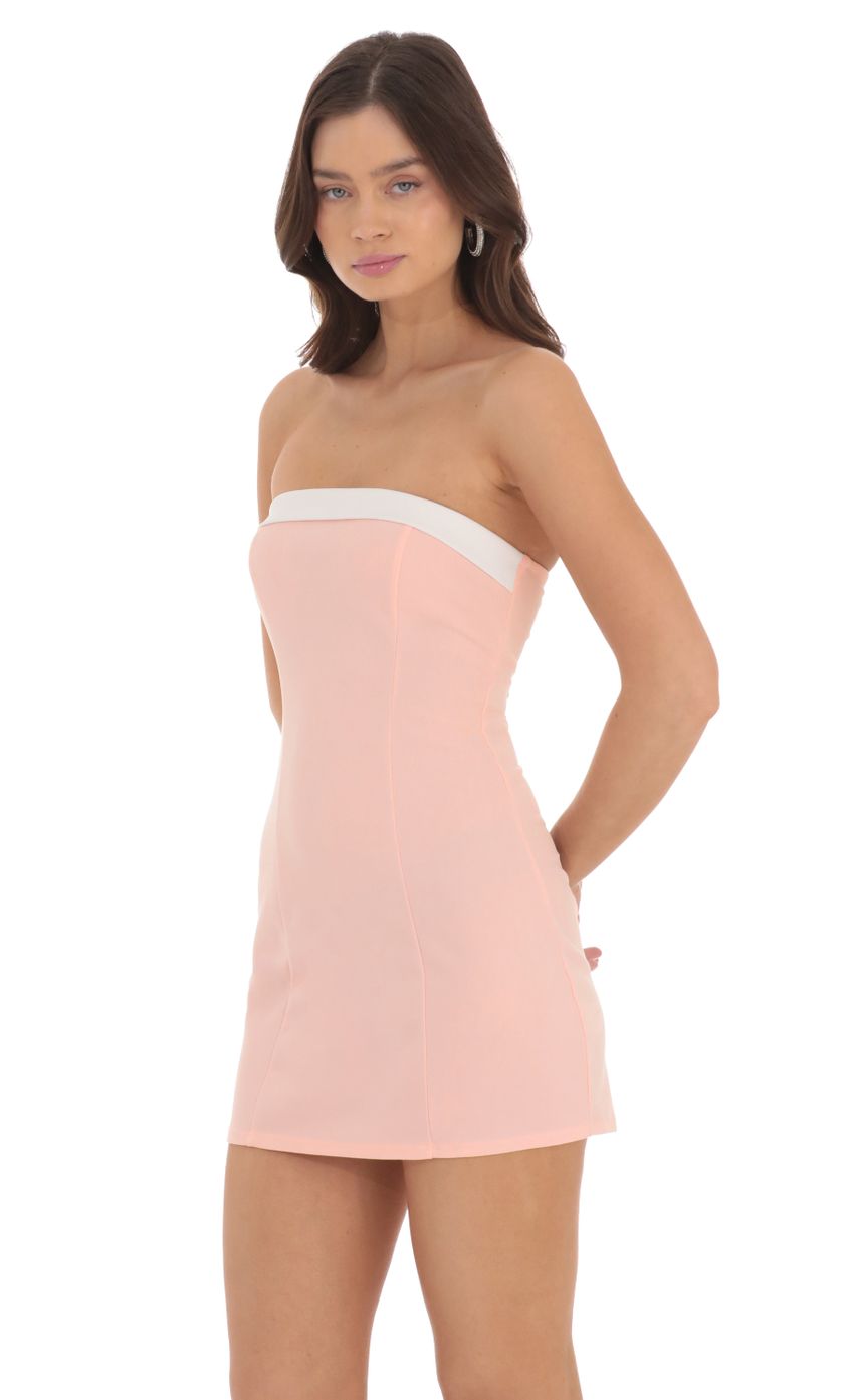 Picture White Trim Strapless Dress in Pink. Source: https://media-img.lucyinthesky.com/data/Oct24/850xAUTO/3e670cb7-e0da-47a5-925a-54b0c565b946.jpg