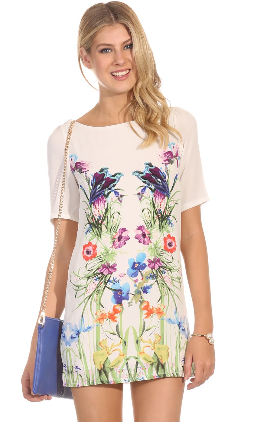 Picture BLOOMING DREAMS DRESS. Source: https://media-img.lucyinthesky.com/data/Sep14_1/850xAUTO/0Y5A0521.JPG