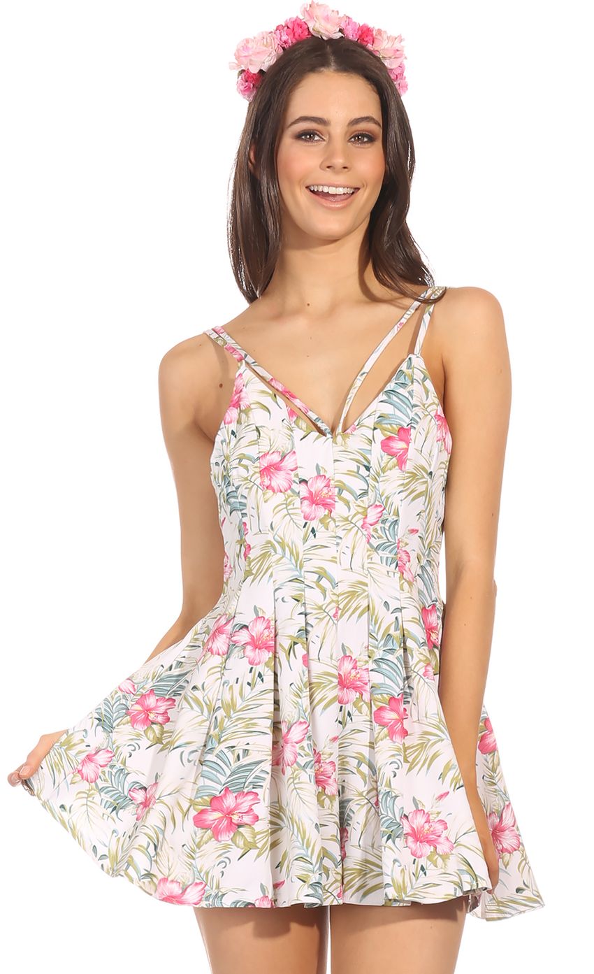 Picture AWAY FROM LOVE PLAYSUIT. Source: https://media-img.lucyinthesky.com/data/Sep14_1/850xAUTO/0Y5A8383.JPG