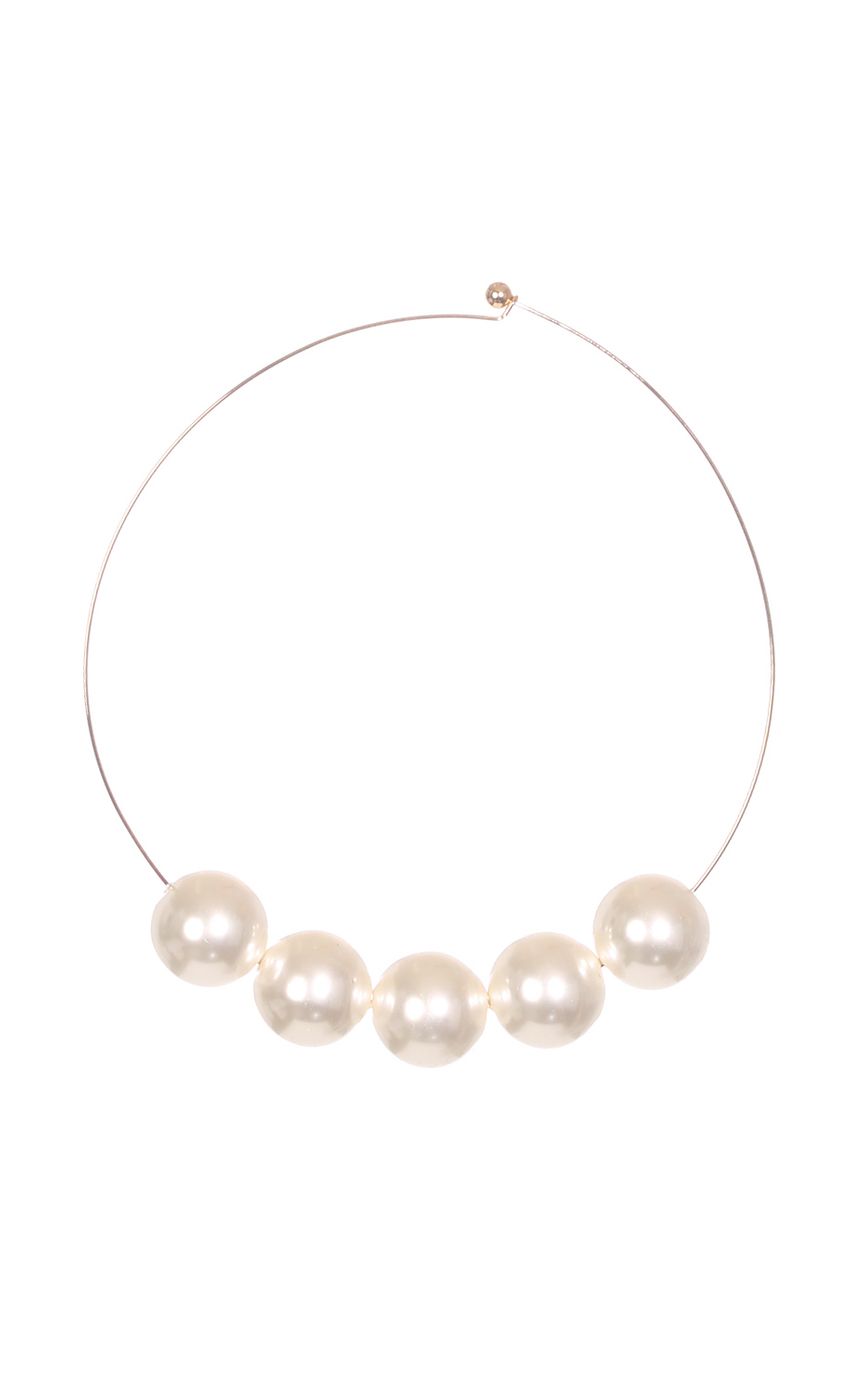 Picture PEARL LOVE NECKLACE. Source: https://media-img.lucyinthesky.com/data/Sep14_2/850xAUTO/0Y5A8670.JPG