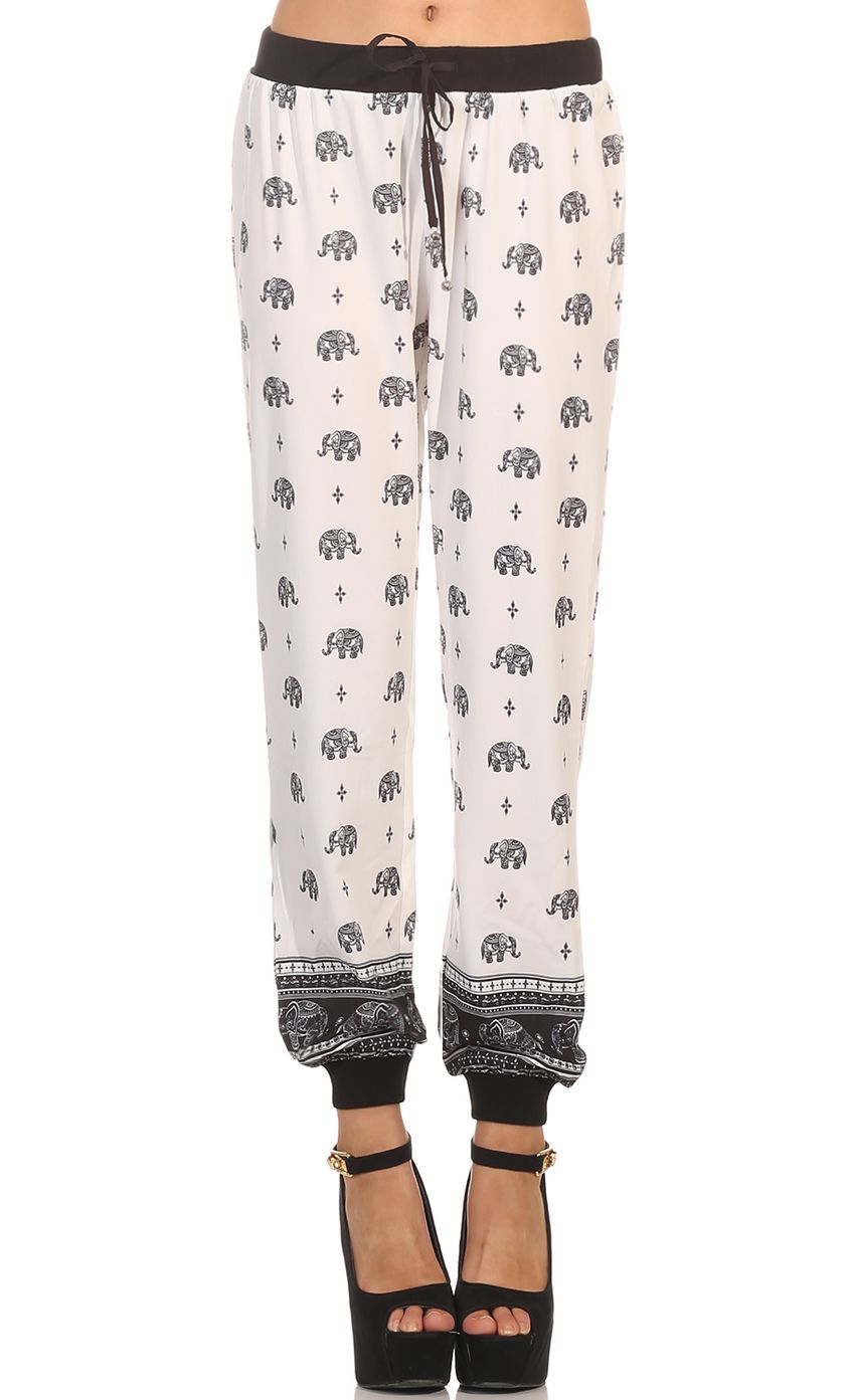 Picture TRIBAL VIBES PANTS. Source: https://media-img.lucyinthesky.com/data/Sep14_2/850xAUTO/0Y5A9482.JPG