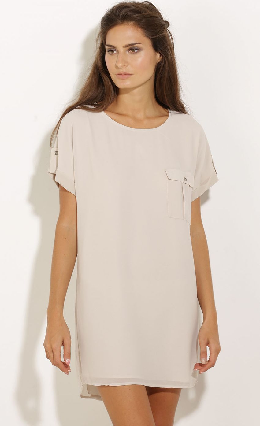 Picture Shirt Dress in Pearl. Source: https://media-img.lucyinthesky.com/data/Sep15_1/850xAUTO/0Y5A5967.JPG