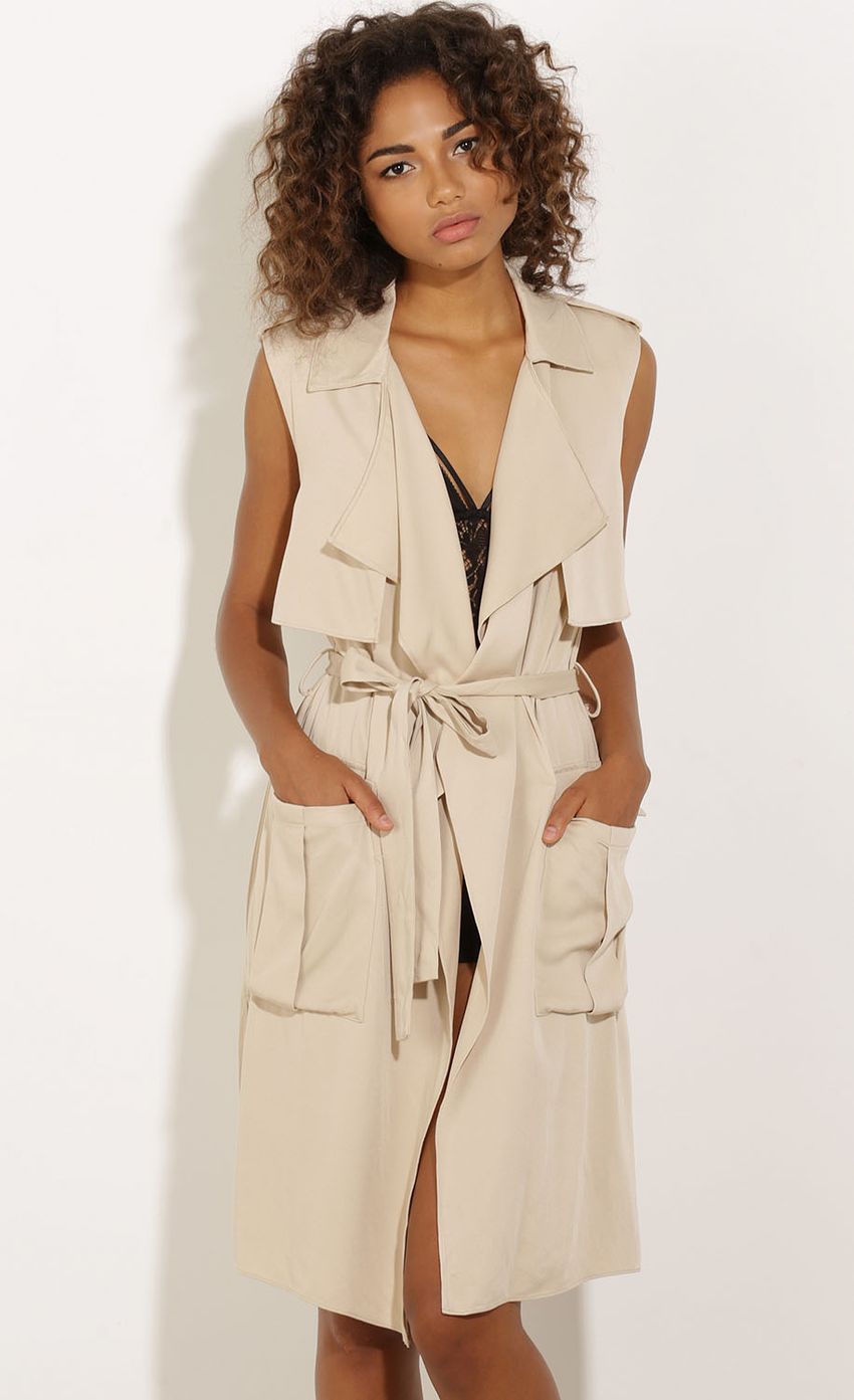 Picture Trench Blazer In Nude. Source: https://media-img.lucyinthesky.com/data/Sep15_2/850xAUTO/0Y5A0008.JPG