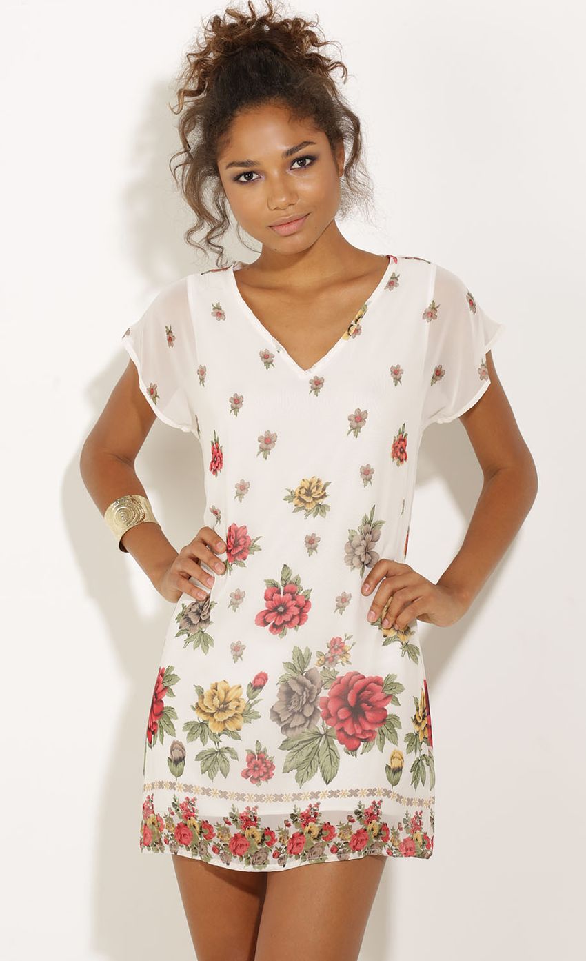 Picture Floral Shift Dress In Ivory. Source: https://media-img.lucyinthesky.com/data/Sep15_2/850xAUTO/0Y5A5382.JPG