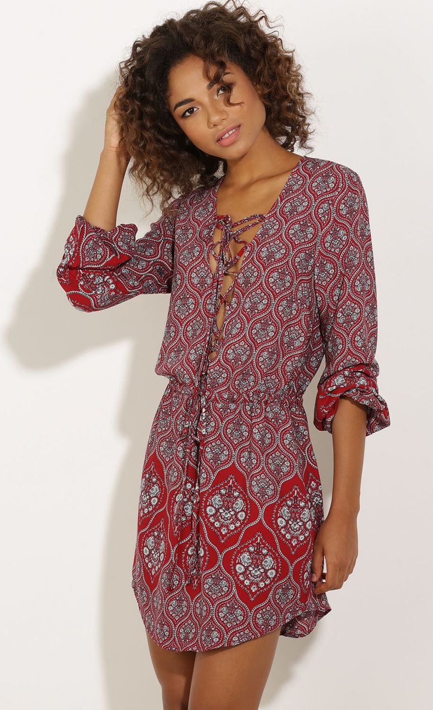 Picture Bohemian Lace Up Dress In Burgundy. Source: https://media-img.lucyinthesky.com/data/Sep15_2/850xAUTO/0Y5A7597.JPG