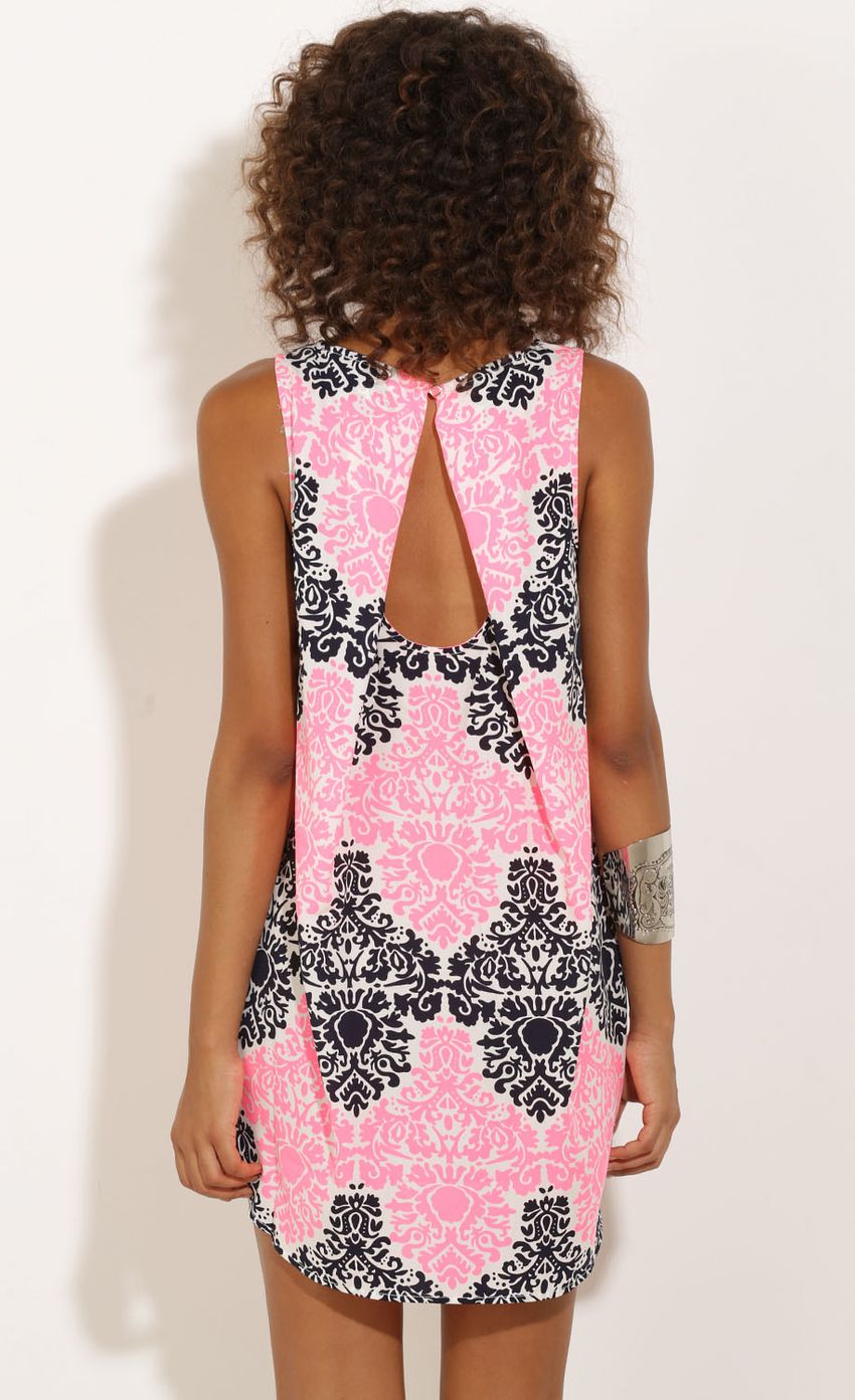 Picture Printed Shift Dress In Black And Pink. Source: https://media-img.lucyinthesky.com/data/Sep15_2/850xAUTO/0Y5A8316.JPG