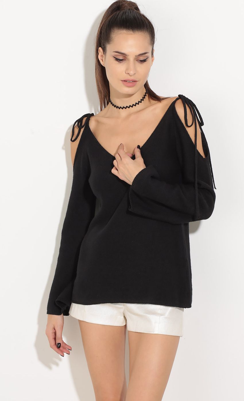 Picture Tie Detail Jumper In Black. Source: https://media-img.lucyinthesky.com/data/Sep16_2/850xAUTO/0Y5A1004.JPG