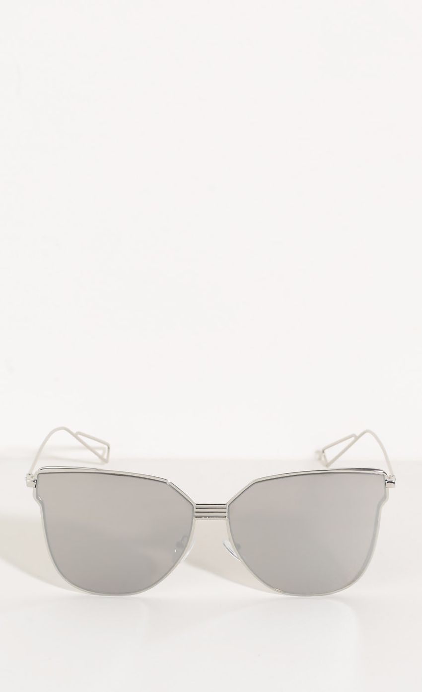 Picture Flat Lens Cat Eye Sunglasses In Grey. Source: https://media-img.lucyinthesky.com/data/Sep16_2/850xAUTO/0Y5A1830.JPG