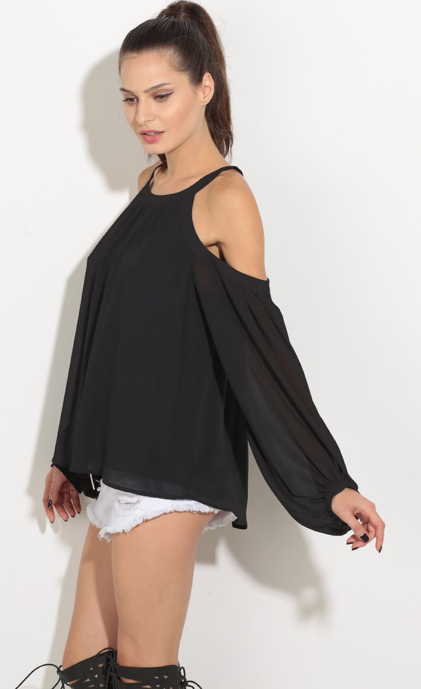 Picture Open Shoulder Chiffon Top In Black. Source: https://media-img.lucyinthesky.com/data/Sep16_2/850xAUTO/0Y5A4277.JPG
