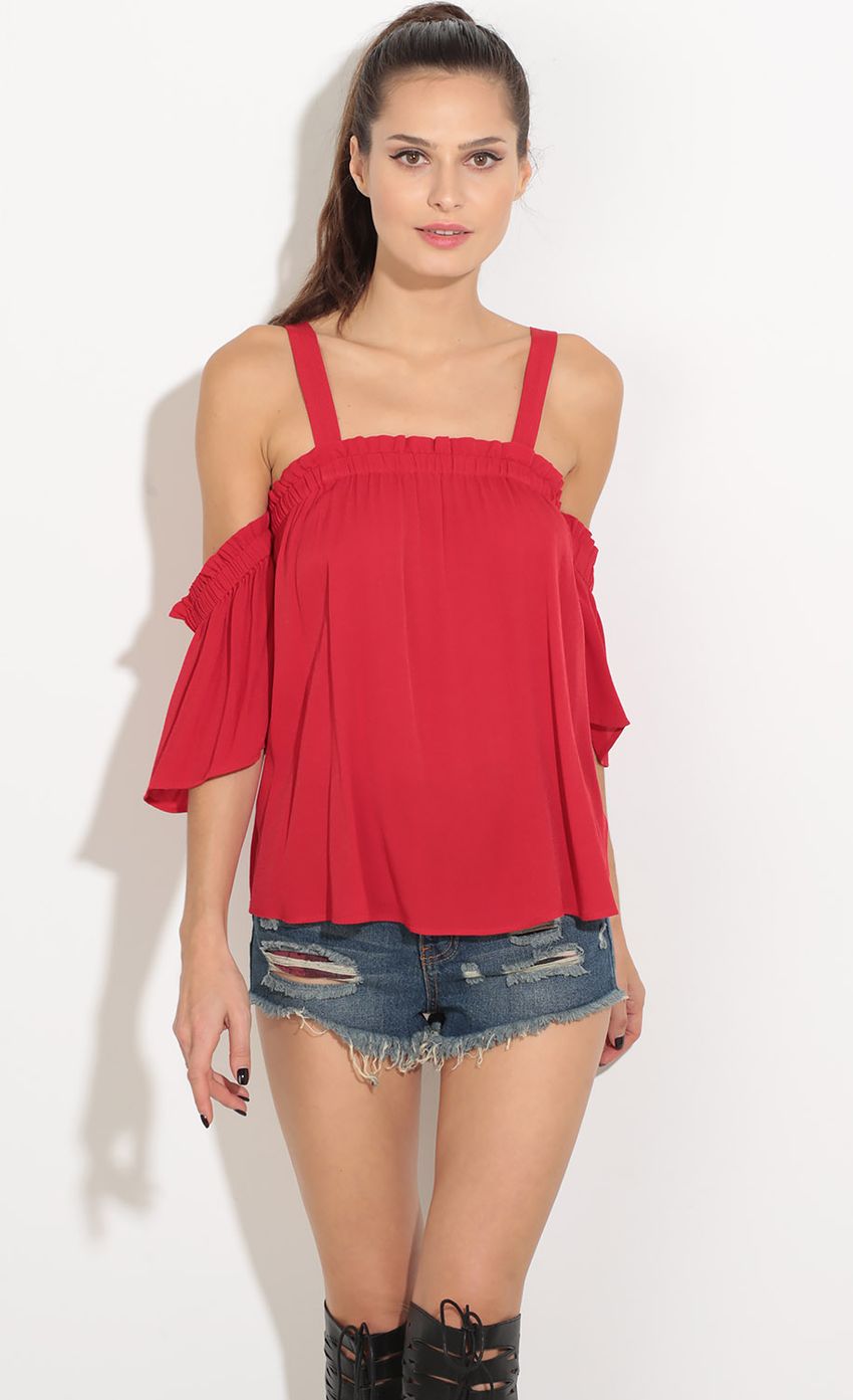 Picture Open Shoulder Zipper Detail Top In Red. Source: https://media-img.lucyinthesky.com/data/Sep16_2/850xAUTO/0Y5A4472.JPG