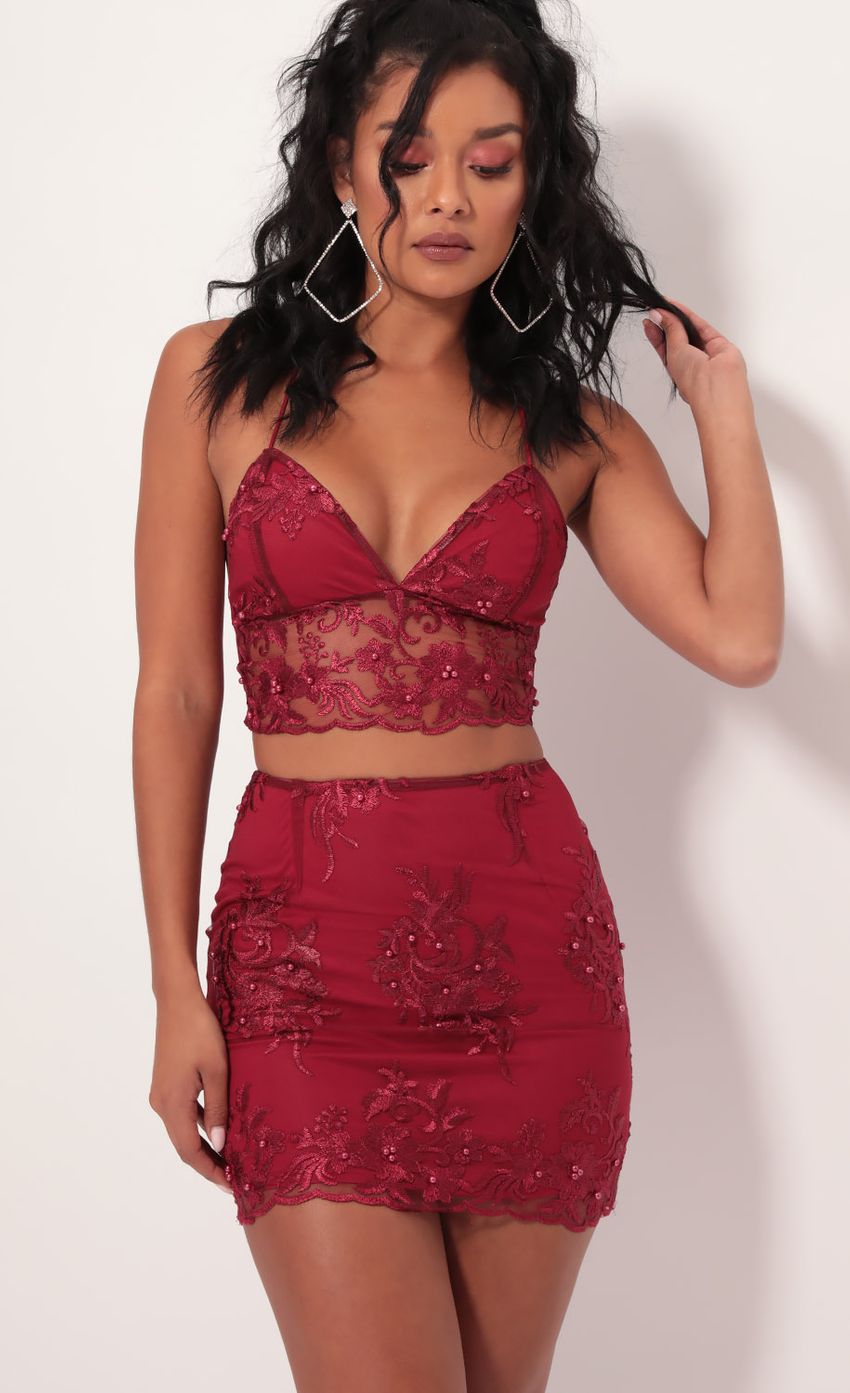 Picture Maui Pearl Lace Set In Merlot. Source: https://media-img.lucyinthesky.com/data/Sep19_1/850xAUTO/781A3036.JPG