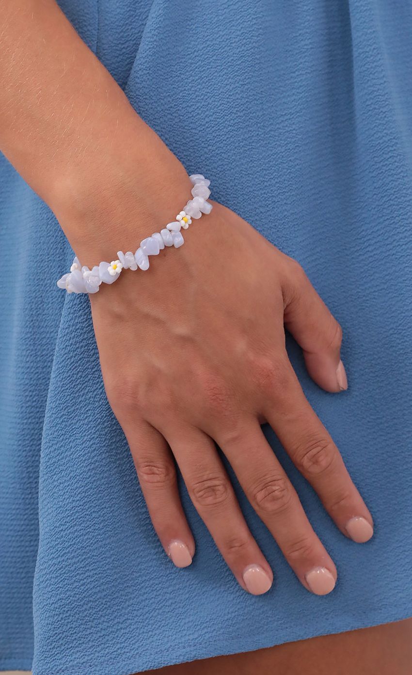 Picture Hidden Daisies Bracelet in Blue. Source: https://media-img.lucyinthesky.com/data/Sep21_1/850xAUTO/1V9A4483.JPG