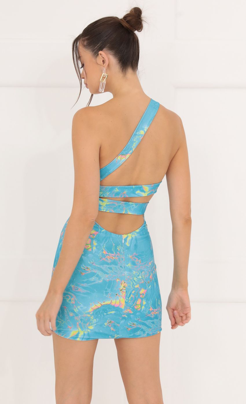 Picture Galaxy Foil Print Bodycon Dress in Blue. Source: https://media-img.lucyinthesky.com/data/Sep22/850xAUTO/6ade4cea-05e3-45a3-97bc-74cdaa82a951.jpg