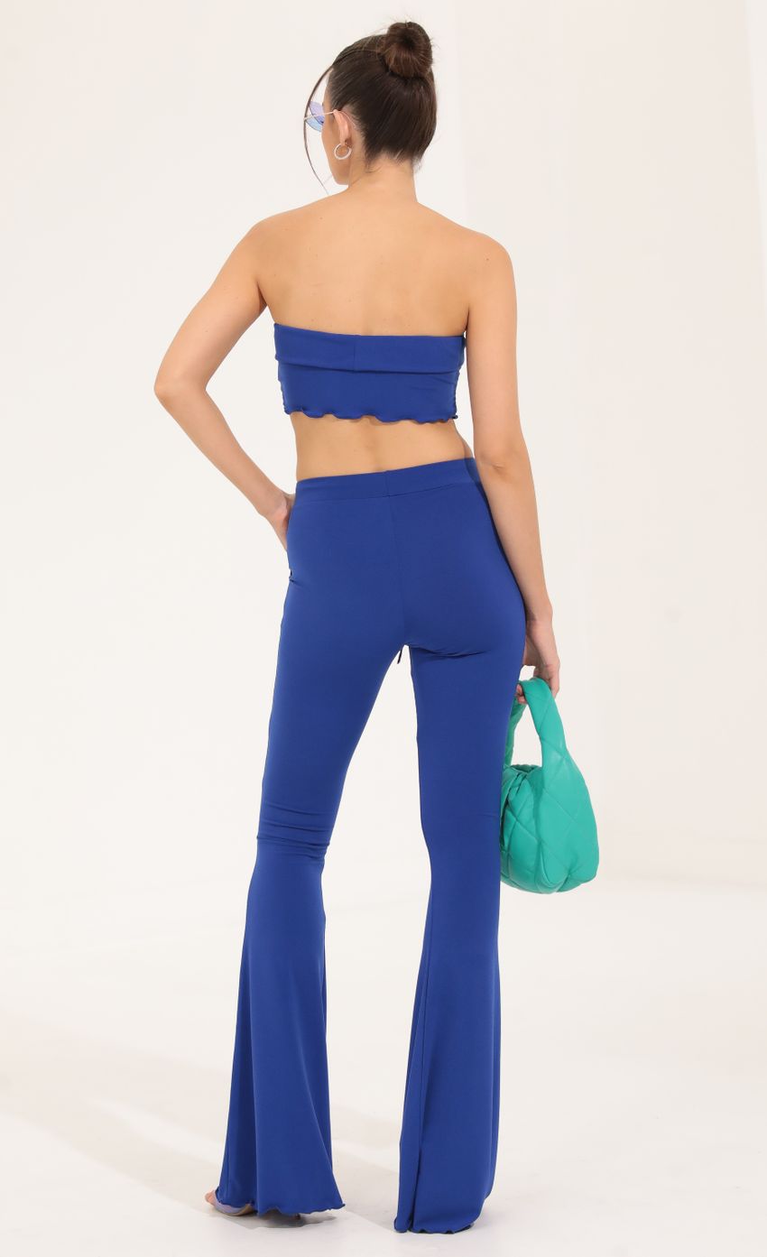 Picture Two Piece Pant Set in Navy. Source: https://media-img.lucyinthesky.com/data/Sep22/850xAUTO/fa31bf45-7813-48b9-89b2-bbe9af4fb301.jpg
