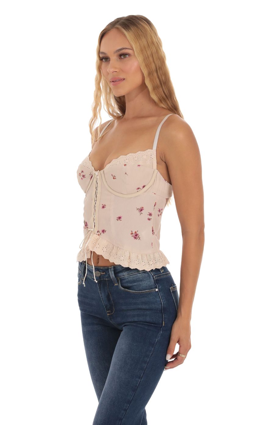 Picture Floral Top in Tan. Source: https://media-img.lucyinthesky.com/data/Sep23/850xAUTO/05a74dc3-d1fe-4a5d-b3da-64dcfcf66d19.jpg