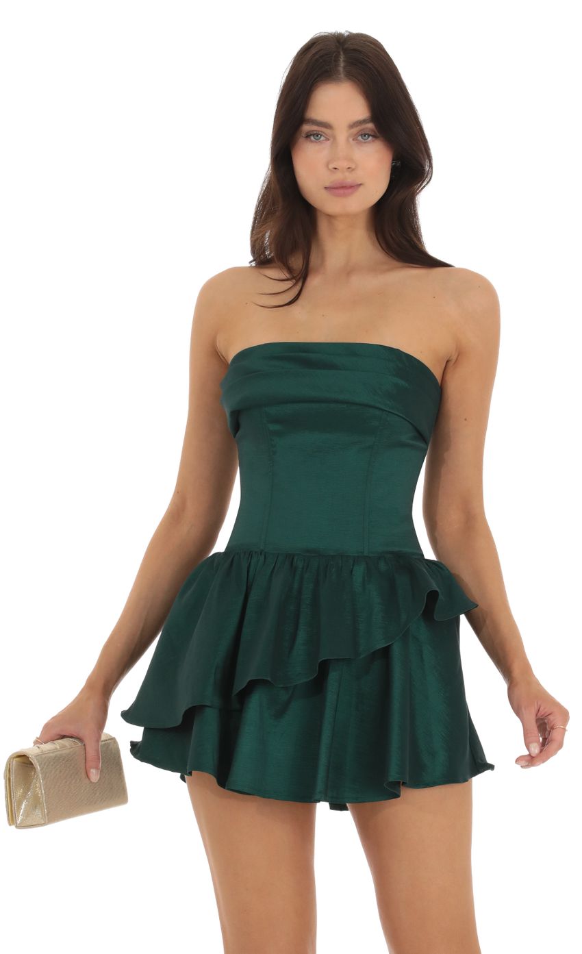 Picture Corset Strapless Dress in Green. Source: https://media-img.lucyinthesky.com/data/Sep23/850xAUTO/a248e770-330c-4dc8-a017-d9741676060b.jpg