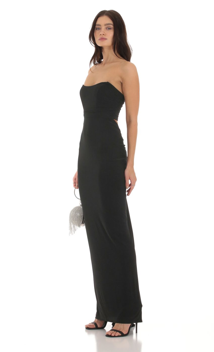 Picture Corset Strapless Dress in Black. Source: https://media-img.lucyinthesky.com/data/Sep23/850xAUTO/b713b206-b200-484c-843d-bc94ec0db765.jpg