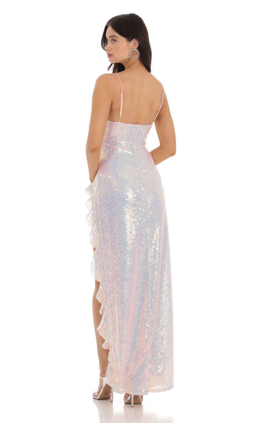 Picture Iridescent Sequin Dress in Peach. Source: https://media-img.lucyinthesky.com/data/Sep23/850xAUTO/f101fde2-1782-472c-9945-f6a07401f3e0.jpg