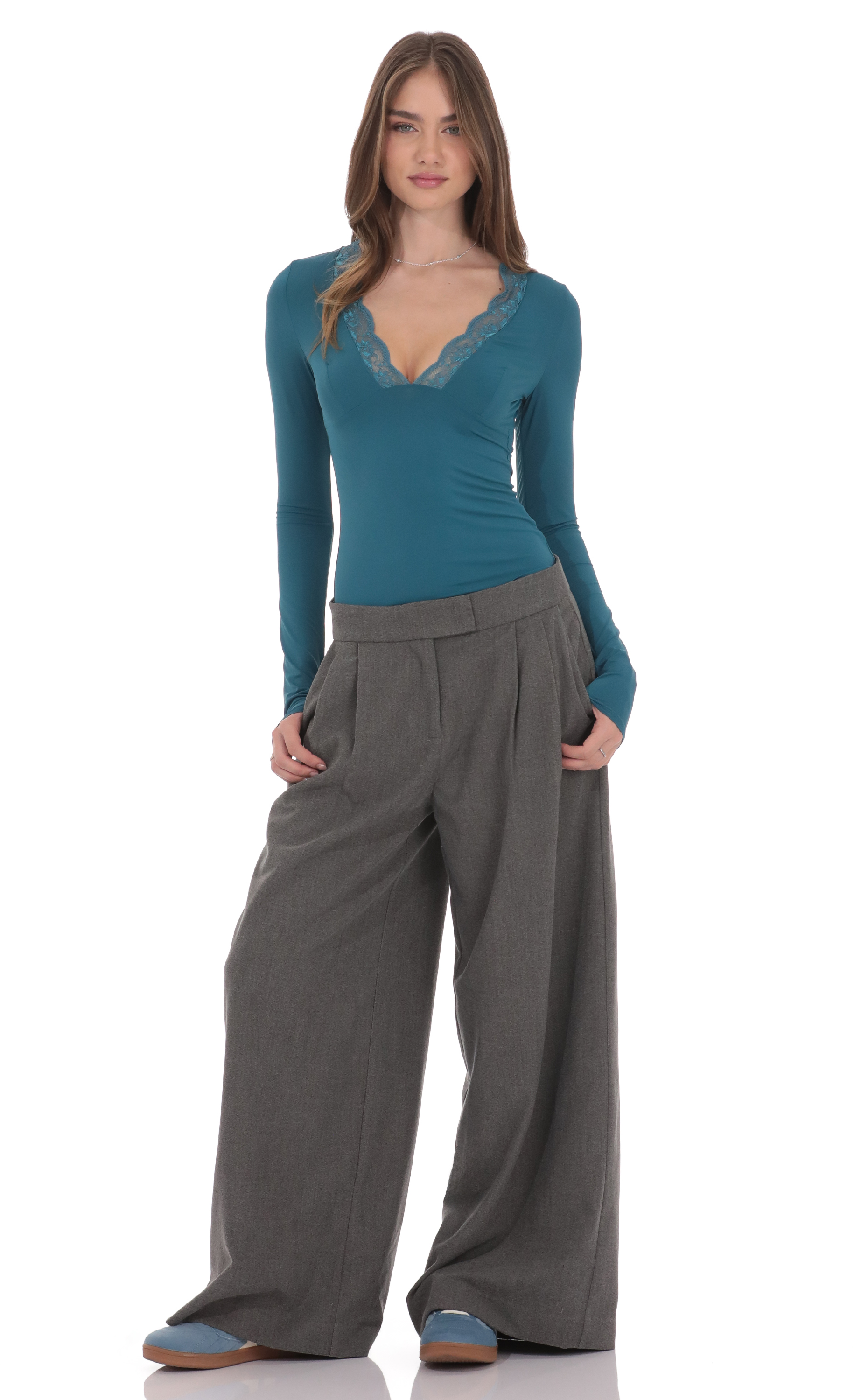 Pleated Baggy Trousers in Grey