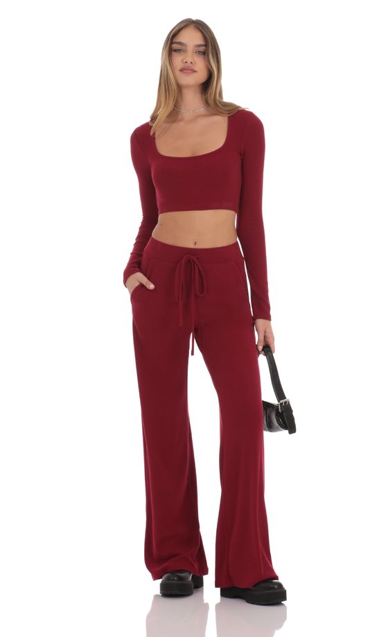 Soft Ribbed Straight Pants in Maroon