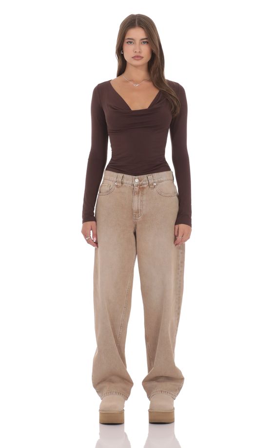 Barrel Jeans in Brown