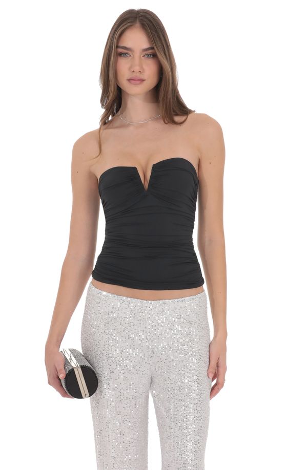 V-Strapless Ruched Top in Black