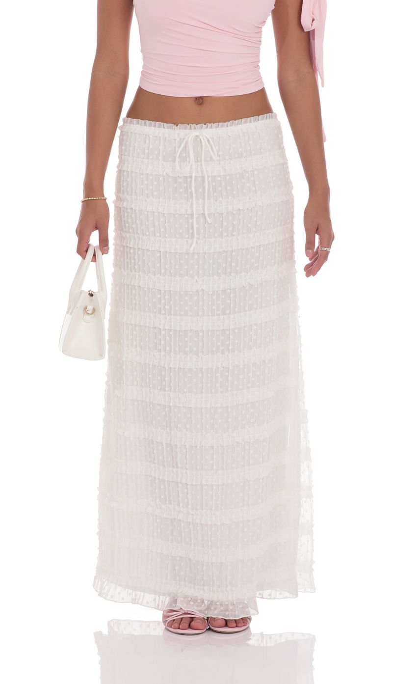 Picture Ruched Dotted Maxi Skirt in White. Source: https://media-img.lucyinthesky.com/data/product-media/850xAUTO/0bb99228-5bb5-4b13-b7b6-a513d469c0d7.jpg