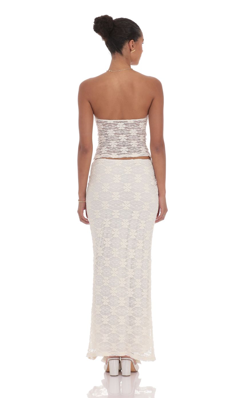 Picture Lace Maxi Skirt in Cream. Source: https://media-img.lucyinthesky.com/data/product-media/850xAUTO/1fd2d7c6-a794-4144-aa35-43c50c5a6c6f.jpg