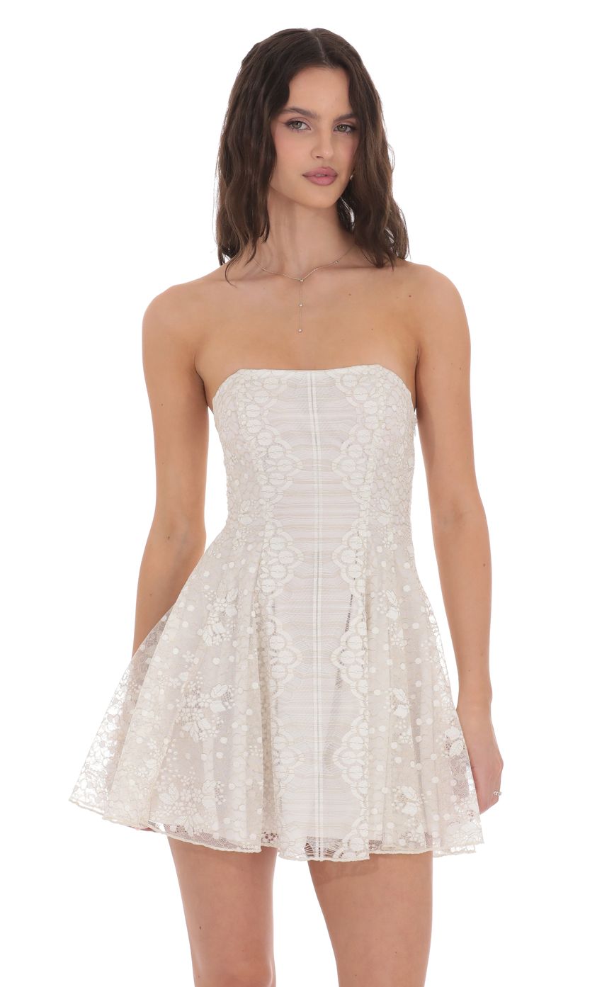 Picture Gold Thread Strapless Fit and Flare Dress in Ivory. Source: https://media-img.lucyinthesky.com/data/product-media/850xAUTO/35a21bea-7d68-41f9-8db9-6a849c565bd7.jpg