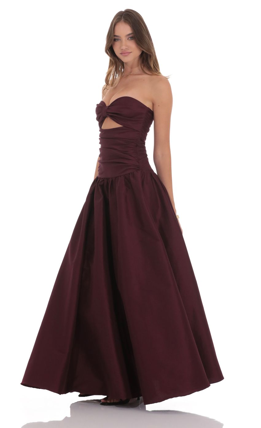 Picture Cutout Drop Waist Strapless Maxi Dress in Wine. Source: https://media-img.lucyinthesky.com/data/product-media/850xAUTO/50223be9-cb4a-41f5-9df3-3f6b4aa7f17a.jpg